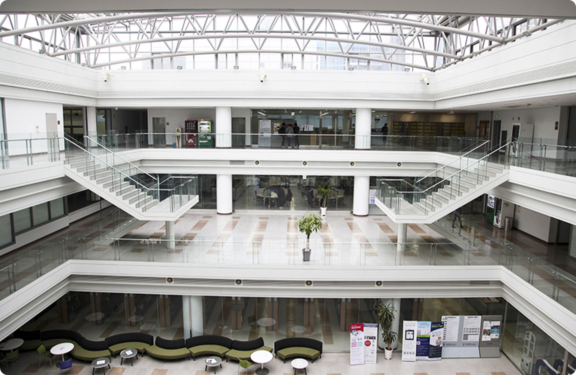 대학본부 겸학술정보관4.jpg 첨부 이미지