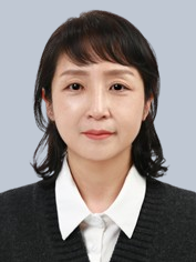 신윤경 사진